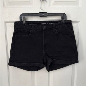 Old Navy women’s black Highrise O.G. Straight Secret Smooth Pockets